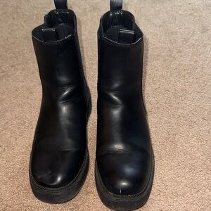 Black Leather Women’s Boots